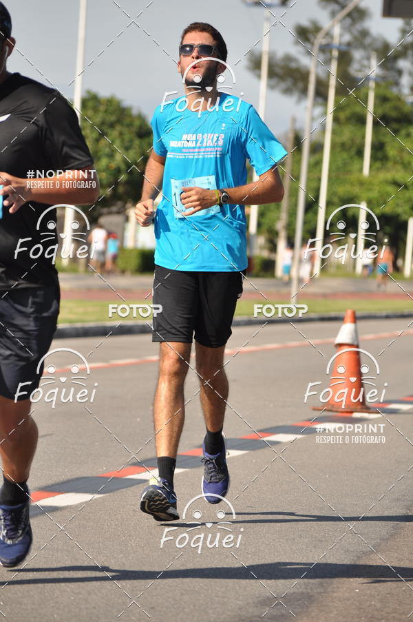 Buy your photos of the event21KES - Meia Maratona do Esprito Santo on Fotop