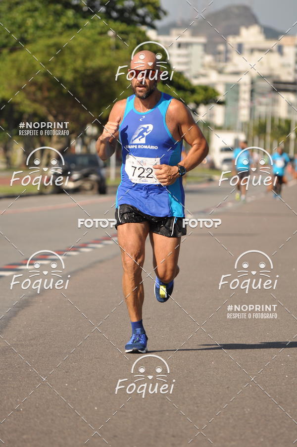 Buy your photos of the event21KES - Meia Maratona do Esprito Santo on Fotop