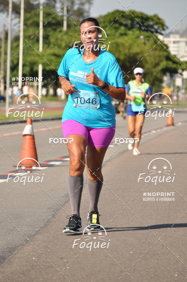 Buy your photos of the event21KES - Meia Maratona do Esprito Santo on Fotop