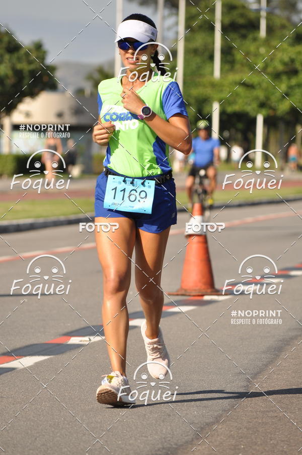 Buy your photos of the event21KES - Meia Maratona do Esprito Santo on Fotop