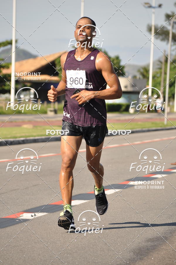 Buy your photos of the event21KES - Meia Maratona do Esprito Santo on Fotop