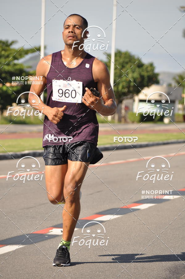Buy your photos of the event21KES - Meia Maratona do Esprito Santo on Fotop