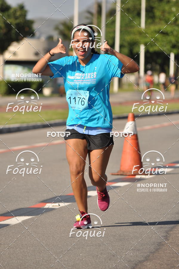 Buy your photos of the event21KES - Meia Maratona do Esprito Santo on Fotop