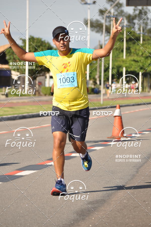 Buy your photos of the event21KES - Meia Maratona do Esprito Santo on Fotop