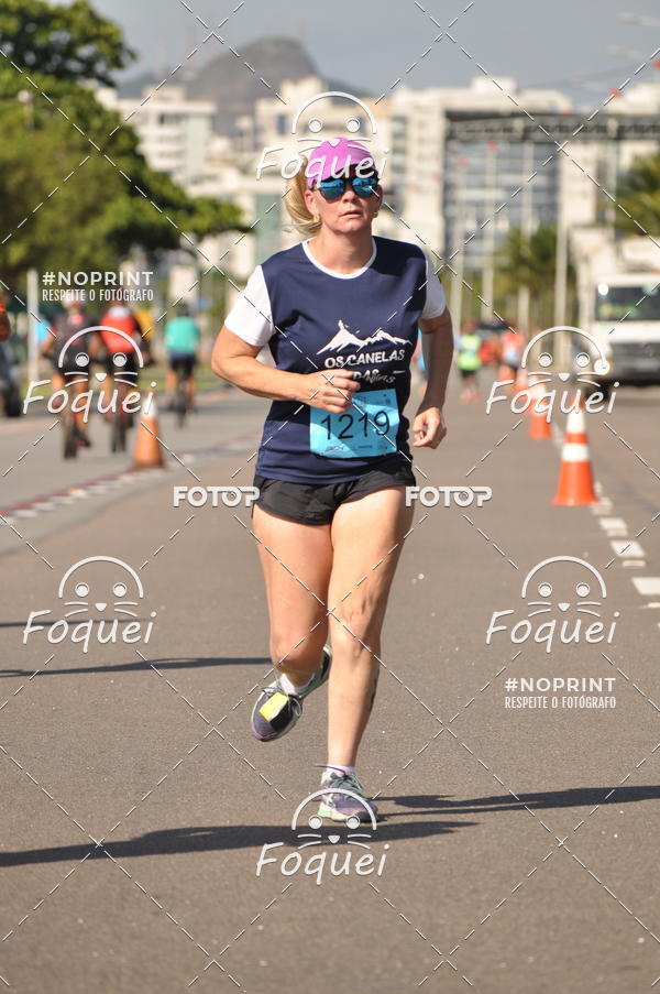 Buy your photos of the event21KES - Meia Maratona do Esprito Santo on Fotop