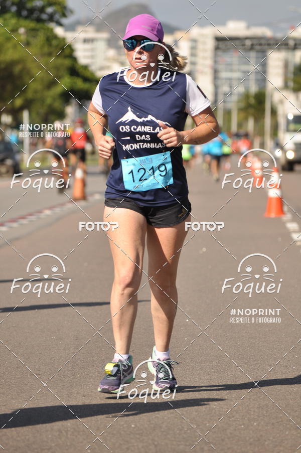 Buy your photos of the event21KES - Meia Maratona do Esprito Santo on Fotop