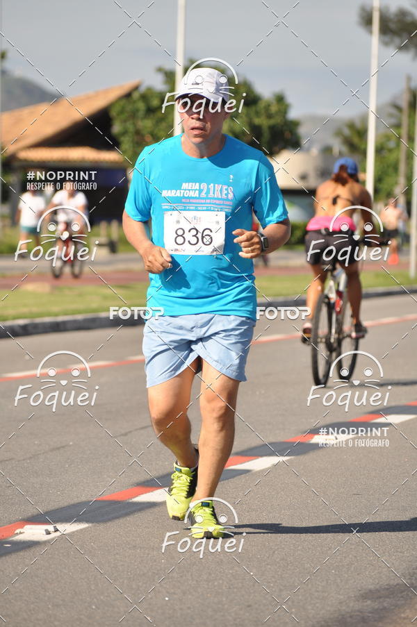Buy your photos of the event21KES - Meia Maratona do Esprito Santo on Fotop