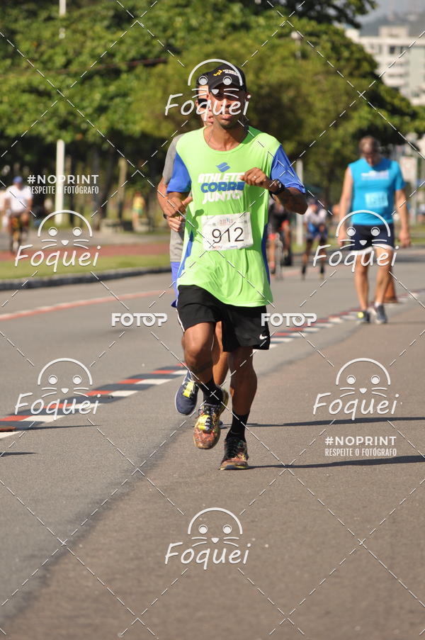 Buy your photos of the event21KES - Meia Maratona do Esprito Santo on Fotop