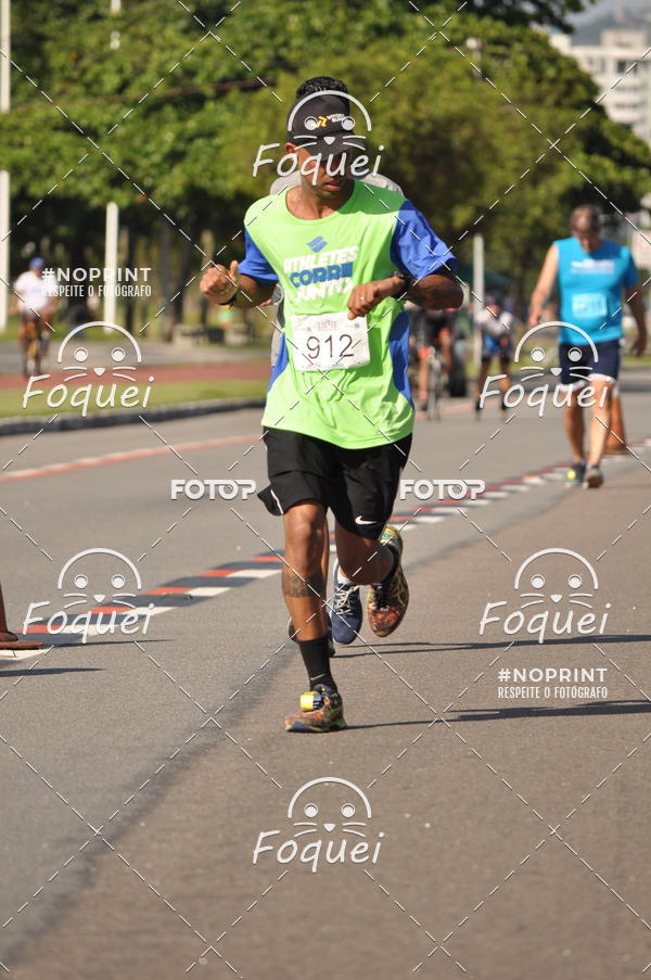 Buy your photos of the event21KES - Meia Maratona do Esprito Santo on Fotop