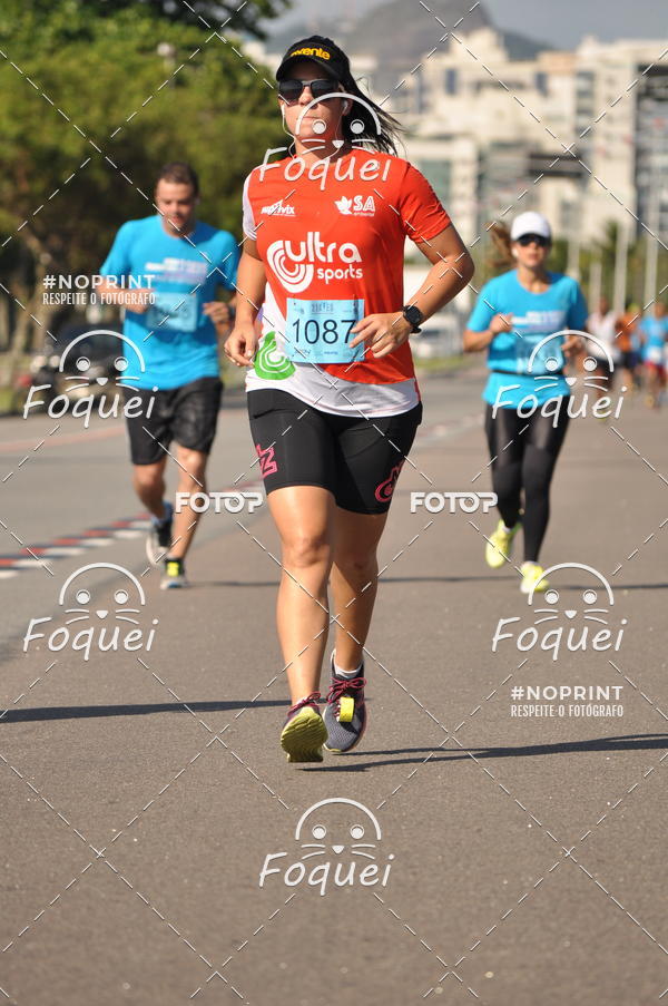 Buy your photos of the event21KES - Meia Maratona do Esprito Santo on Fotop