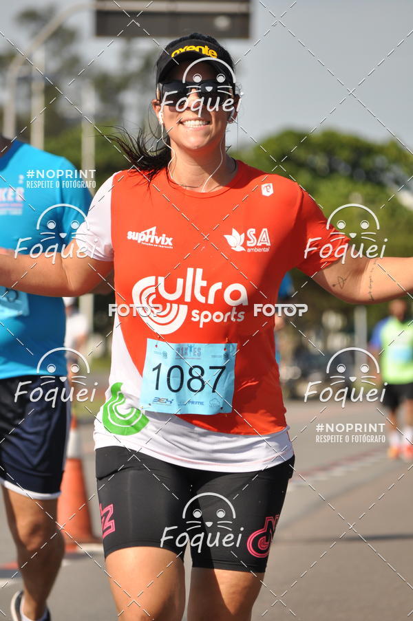 Buy your photos of the event21KES - Meia Maratona do Esprito Santo on Fotop