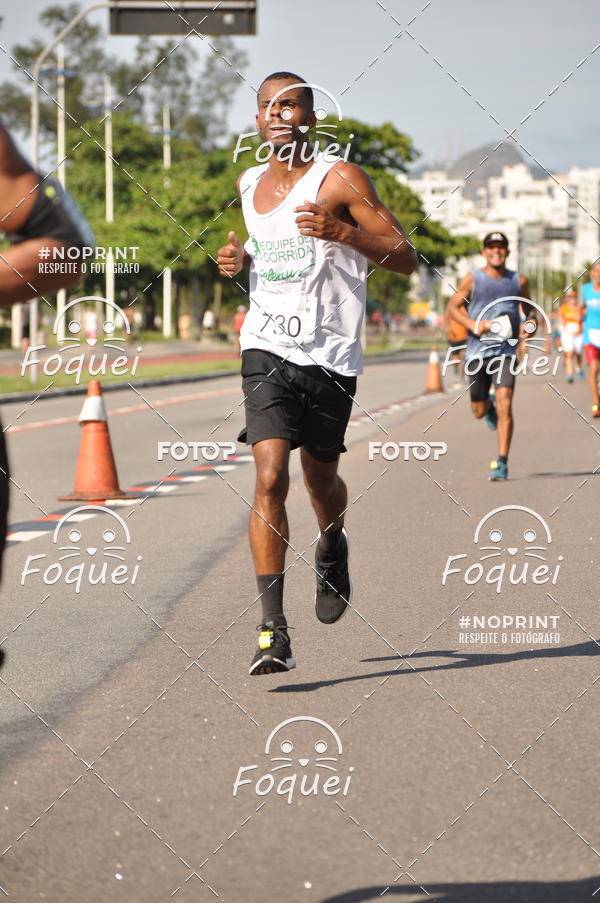 Buy your photos of the event21KES - Meia Maratona do Esprito Santo on Fotop