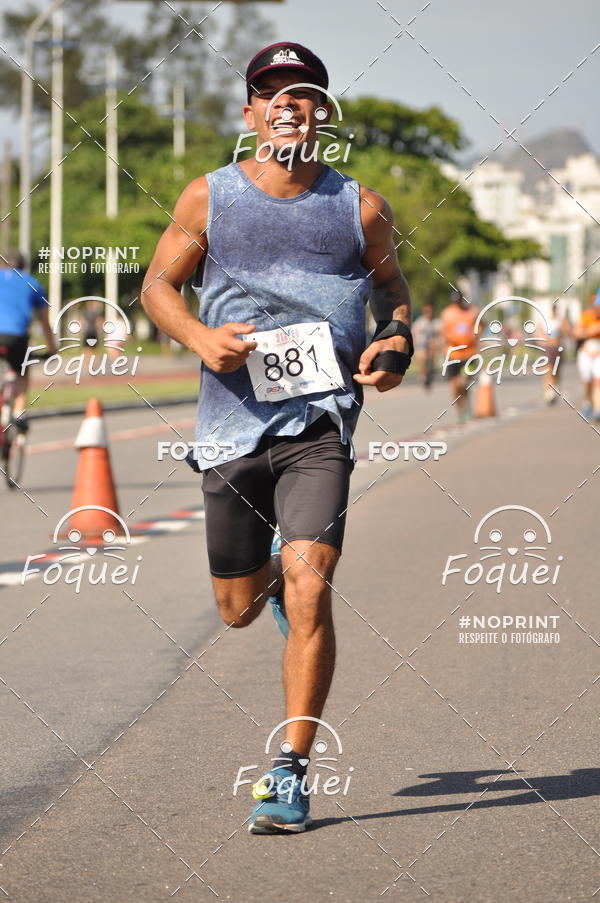 Buy your photos of the event21KES - Meia Maratona do Esprito Santo on Fotop