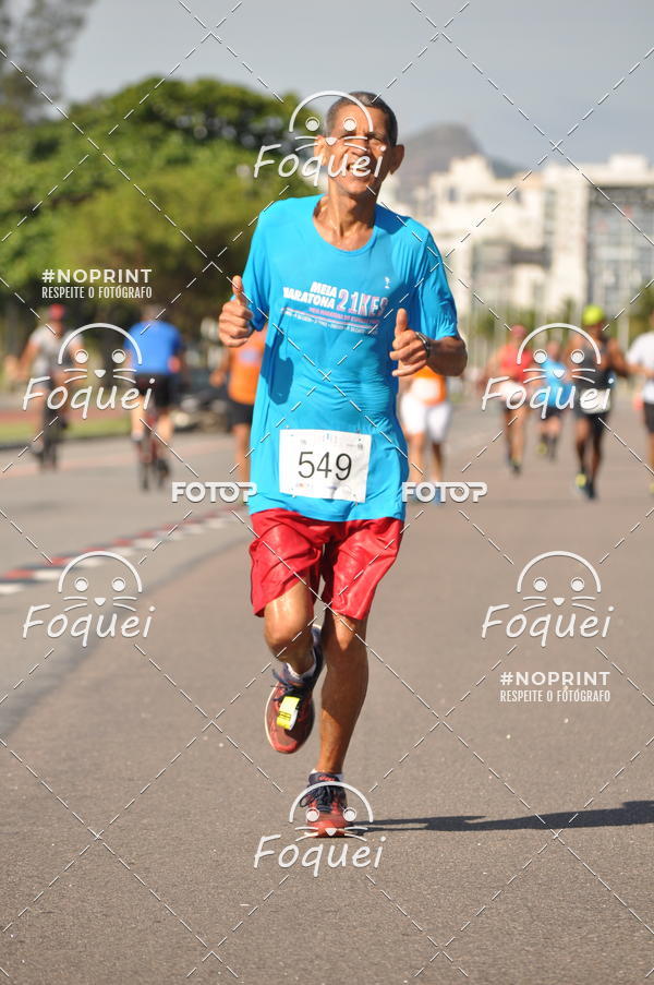 Buy your photos of the event21KES - Meia Maratona do Esprito Santo on Fotop