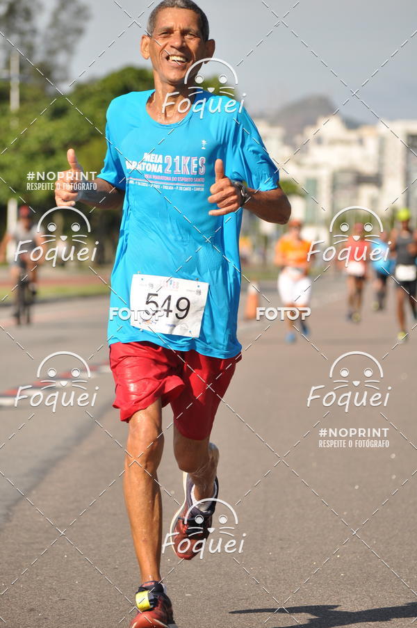 Buy your photos of the event21KES - Meia Maratona do Esprito Santo on Fotop