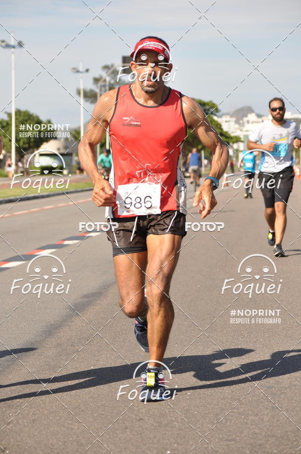 Buy your photos of the event21KES - Meia Maratona do Esprito Santo on Fotop