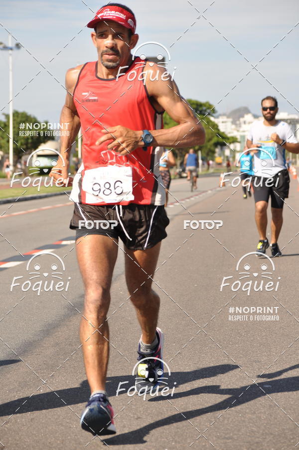 Buy your photos of the event21KES - Meia Maratona do Esprito Santo on Fotop