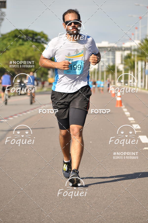 Buy your photos of the event21KES - Meia Maratona do Esprito Santo on Fotop
