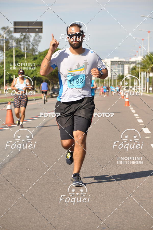 Buy your photos of the event21KES - Meia Maratona do Esprito Santo on Fotop