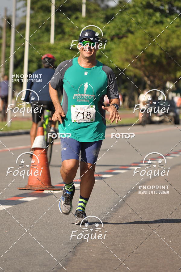 Buy your photos of the event21KES - Meia Maratona do Esprito Santo on Fotop