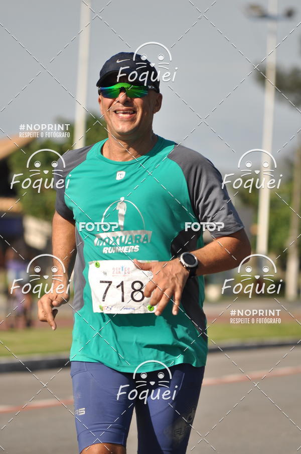 Buy your photos of the event21KES - Meia Maratona do Esprito Santo on Fotop