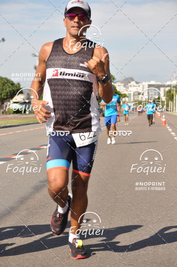 Buy your photos of the event21KES - Meia Maratona do Esprito Santo on Fotop