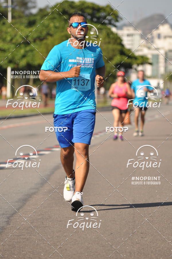 Buy your photos of the event21KES - Meia Maratona do Esprito Santo on Fotop