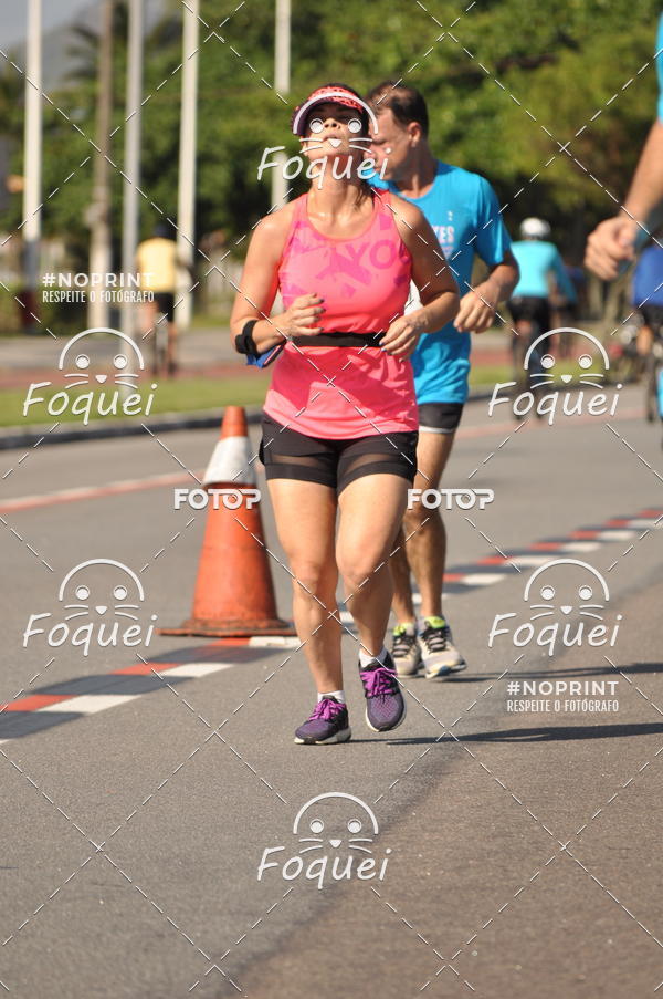 Buy your photos of the event21KES - Meia Maratona do Esprito Santo on Fotop
