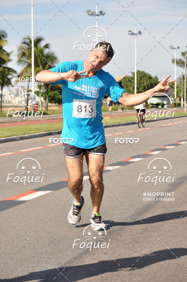 Buy your photos of the event21KES - Meia Maratona do Esprito Santo on Fotop