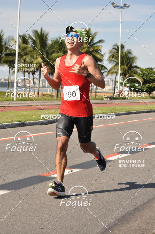 Buy your photos of the event21KES - Meia Maratona do Esprito Santo on Fotop