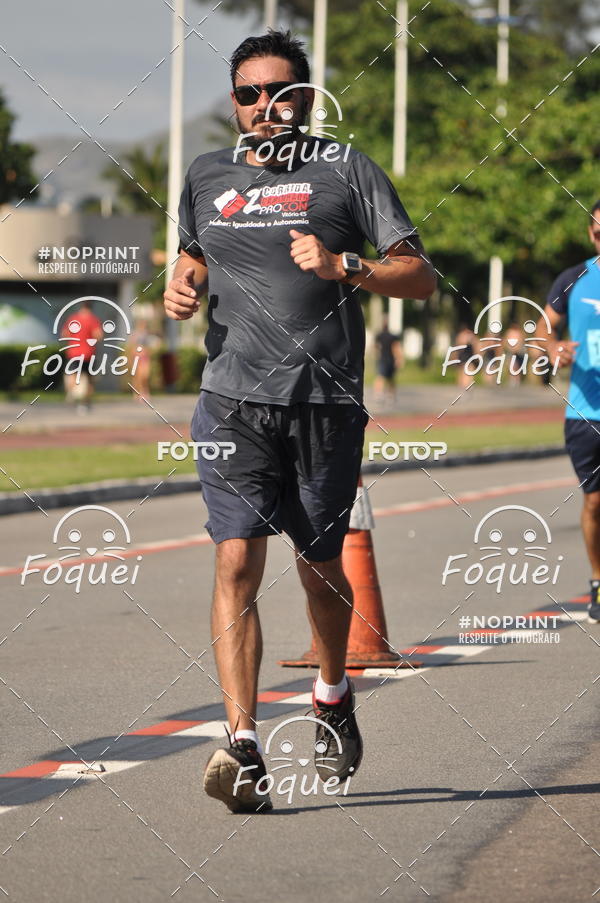 Buy your photos of the event21KES - Meia Maratona do Esprito Santo on Fotop