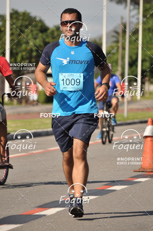 Buy your photos of the event21KES - Meia Maratona do Esprito Santo on Fotop
