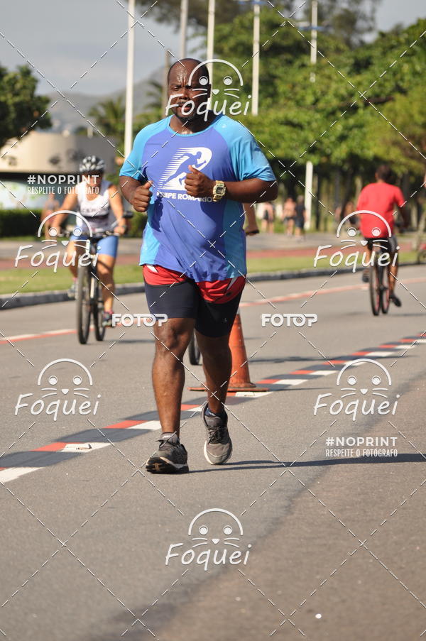 Buy your photos of the event21KES - Meia Maratona do Esprito Santo on Fotop