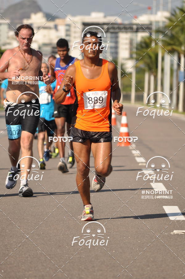 Buy your photos of the event21KES - Meia Maratona do Esprito Santo on Fotop