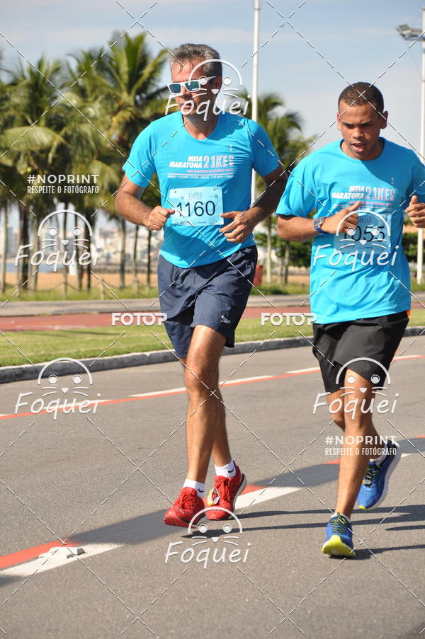 Buy your photos of the event21KES - Meia Maratona do Esprito Santo on Fotop