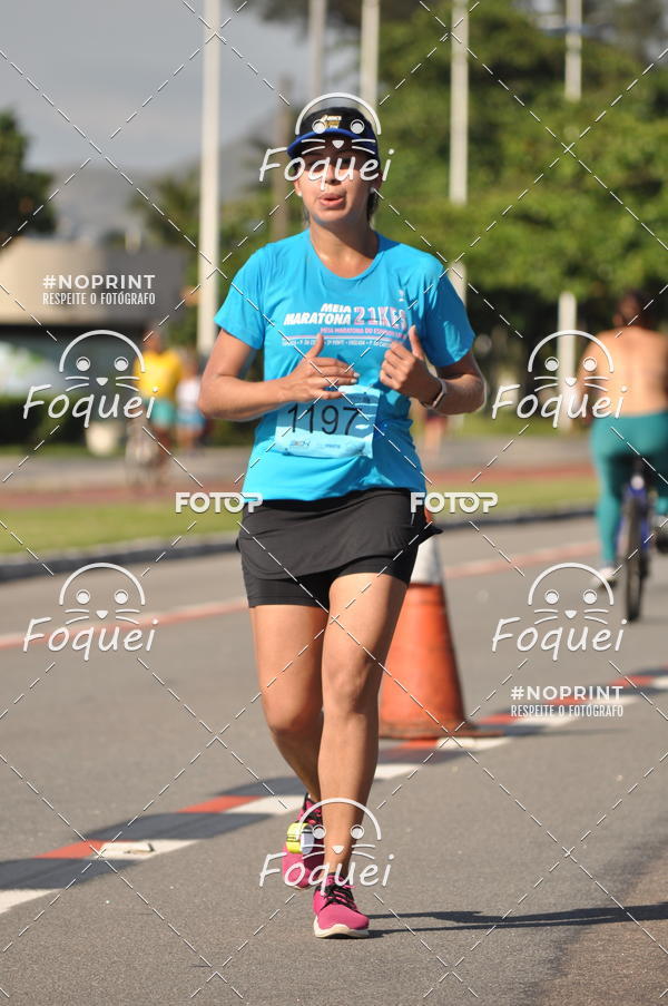 Buy your photos of the event21KES - Meia Maratona do Esprito Santo on Fotop