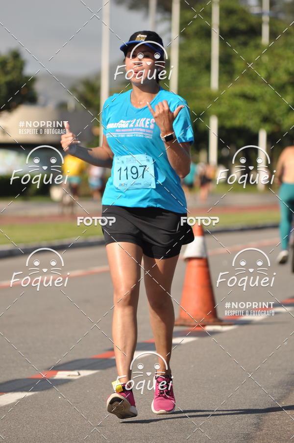 Buy your photos of the event21KES - Meia Maratona do Esprito Santo on Fotop