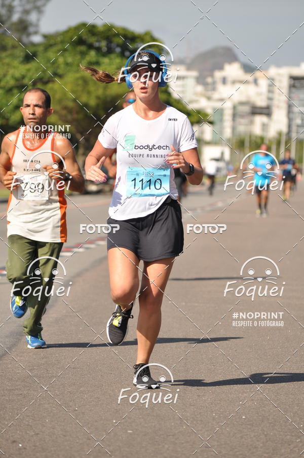 Buy your photos of the event21KES - Meia Maratona do Esprito Santo on Fotop