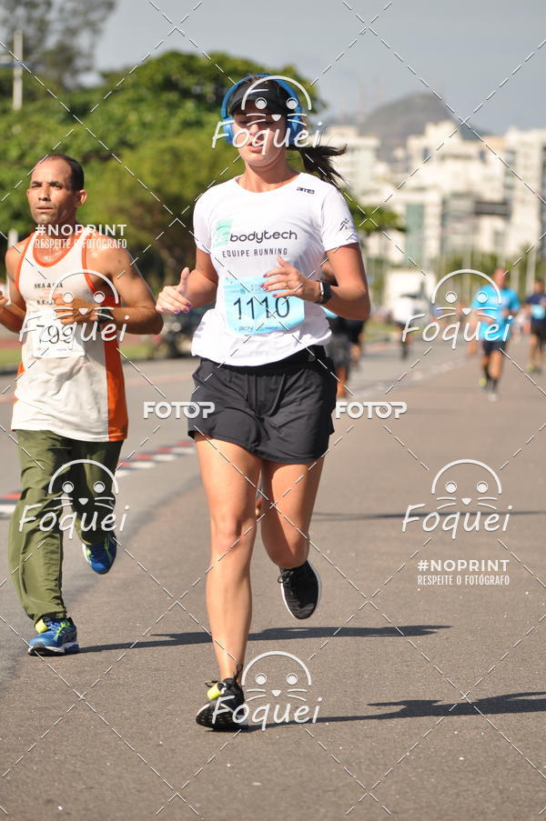Buy your photos of the event21KES - Meia Maratona do Esprito Santo on Fotop