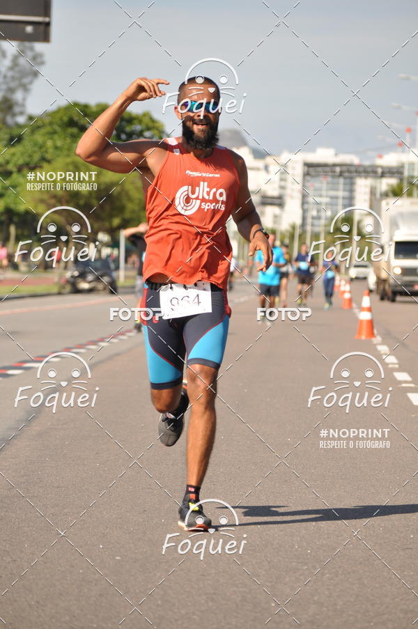 Buy your photos of the event21KES - Meia Maratona do Esprito Santo on Fotop