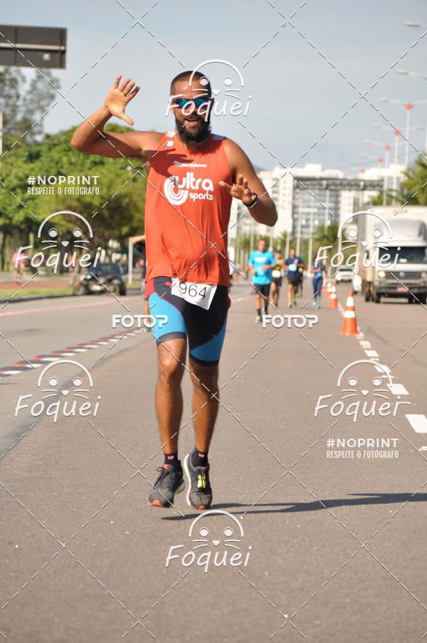 Buy your photos of the event21KES - Meia Maratona do Esprito Santo on Fotop