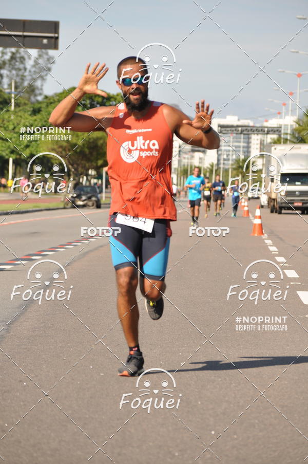 Buy your photos of the event21KES - Meia Maratona do Esprito Santo on Fotop