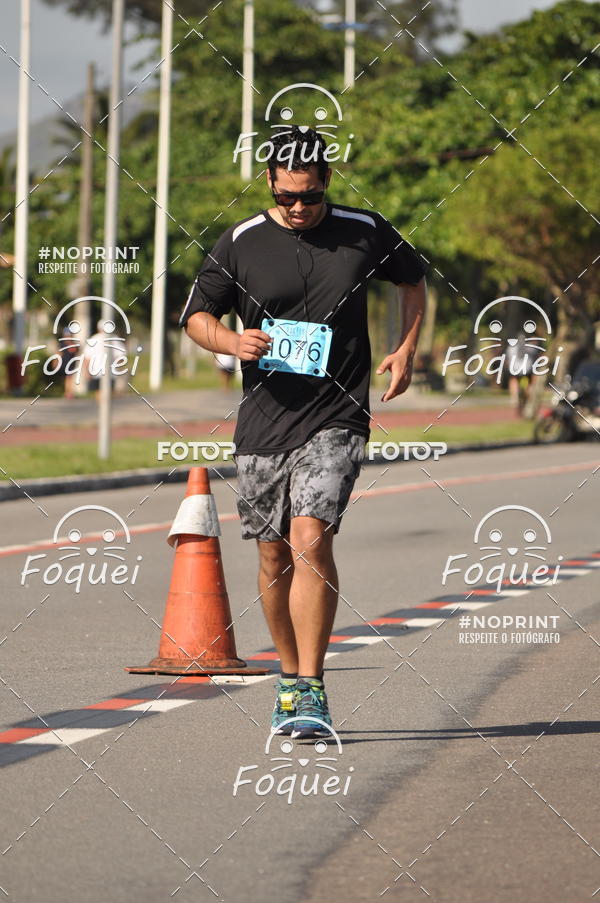 Buy your photos of the event21KES - Meia Maratona do Esprito Santo on Fotop