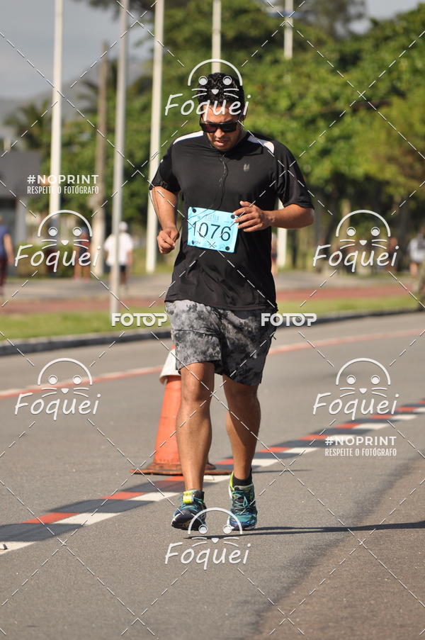 Buy your photos of the event21KES - Meia Maratona do Esprito Santo on Fotop