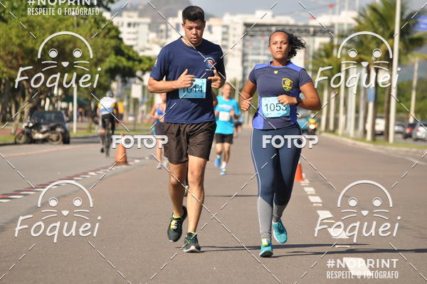Buy your photos of the event21KES - Meia Maratona do Esprito Santo on Fotop
