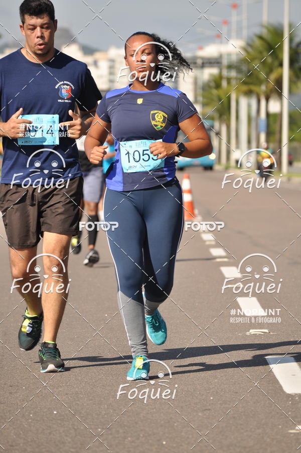 Buy your photos of the event21KES - Meia Maratona do Esprito Santo on Fotop