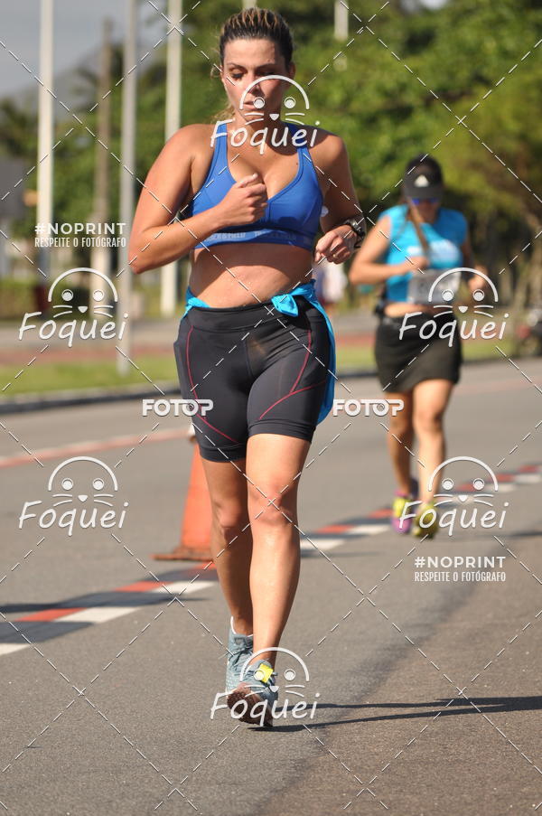 Buy your photos of the event21KES - Meia Maratona do Esprito Santo on Fotop