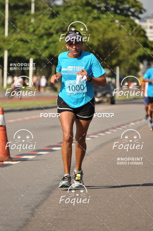 Buy your photos of the event21KES - Meia Maratona do Esprito Santo on Fotop