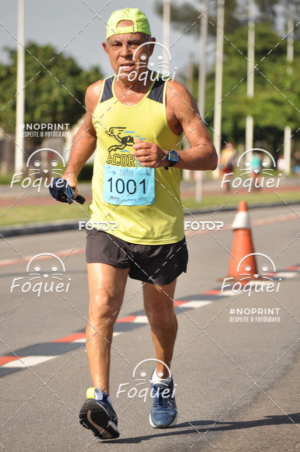 Buy your photos of the event21KES - Meia Maratona do Esprito Santo on Fotop