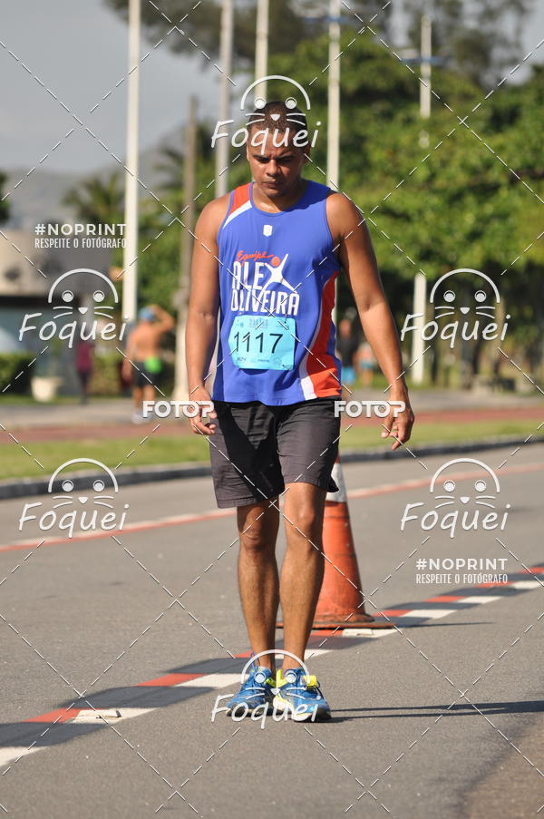 Buy your photos of the event21KES - Meia Maratona do Esprito Santo on Fotop